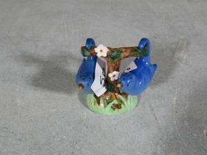 Bird Salt and Pepper Shakers w Tree Stand