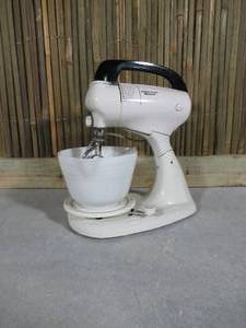 Hamilton Beach Stand Mixer