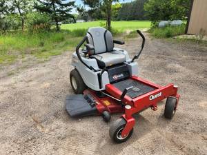 Exmark 42 Cut 708cc Twin Commercial Riding Lawn Mower