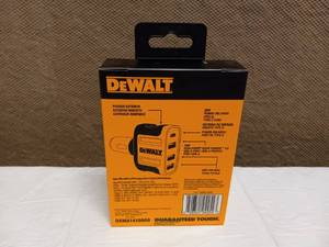 lot 16 image: DEWALT 4 PORT USB PD CHARGER