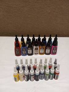 lot 70 image: TATTOO BAG AND INK
