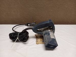 lot 64 image: ALPHA PROFESSIONAL TOOLS VETRO TILE AND MARBLE CUTTER