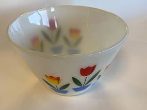 FIRE KING OVENWARE TULIP MIXING BOWL 8 12 INCH