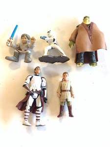 LOT OF FIVE VINTAGE STAR WARS FIGURES