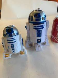 LOT OF TWO VINTAGE R2D2�S