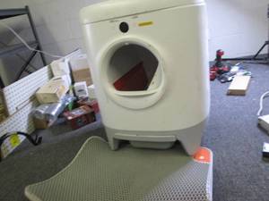 lot 52 image: automatic cat litter box no power c...