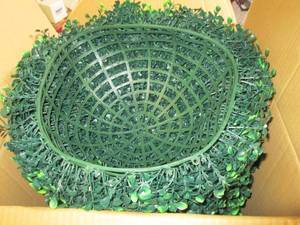 lot 55 image: artificial boxwood ball ...