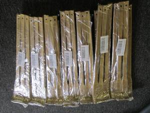 lot 112 image: 14 6 packs of bamboo back scratche...
