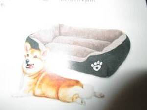 lot 172 image: dog bed ...