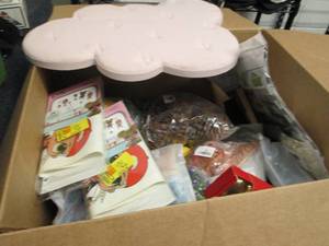 Box of Overstock Dcor & Misc Item...