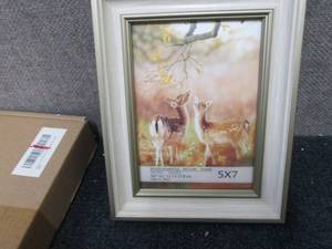 2 - 5x7 Frames...