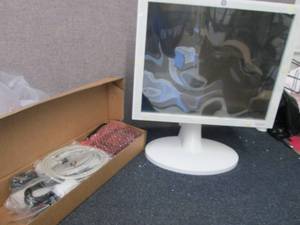 GE CDA19T Medical MONITOR MODEL USE...