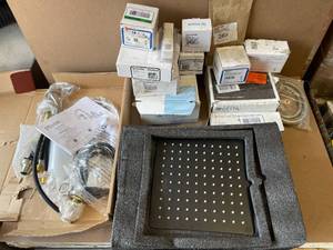 lot 19 image: Lot of assorted branded bathrooms showers and  accessories various models and conditions customer Returns see pictures