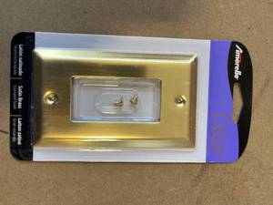 lot 77 image: Lot of light switche wallplates various sizes