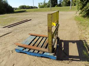 Fork Lift Plate w 44 Forks