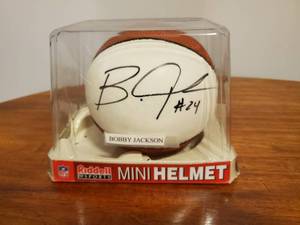 lot 99 image: Bobby Jackson Signed Mini-Basketball