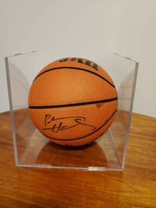 lot 265 image: Penny Hardaway Signed Basketball