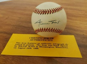 lot 280 image: Willie Mays Signed Baseball