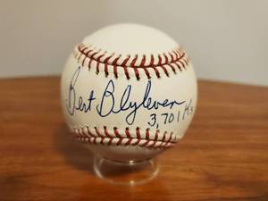 lot 313 image: Bert Blyleven Signed Baseball