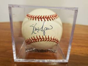 lot 338 image: Kevin Tapini Signed Baseball