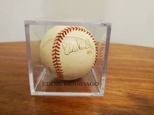 lot 343 image: Eddie Guardago Signed Baseball
