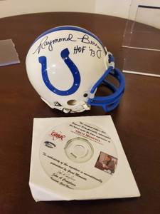 lot 54 image: Raymond Berry Indianapolis Colts Signed Mini Helmet