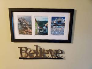 lot 248 image: Collection of misc. dcor and houseware