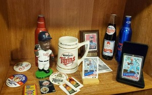 lot 513 image: Collection Of Twins Memorabilia