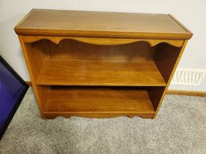 lot 444 image: Two-Tier Bookshelf