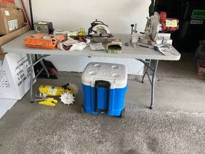 lot 700 image: 6ft Folding Table