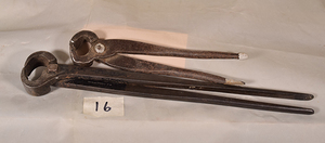 lot 16 image: End Cutting Pliers