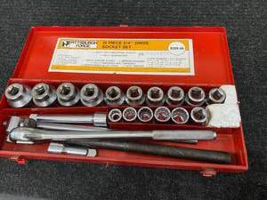 lot 60 image: Pittsburgh Forge 21 piece 34 inch drive Socket Set
