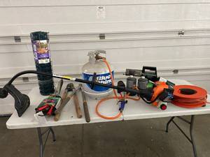 lot 67 image: Yard cleanup tools. Great lot for your new cabin