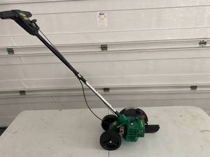 lot 69 image: Weed-eater Power Edge PE550