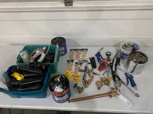 lot 180 image: Lot of Air Compressor and other Fittings