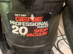lot 208 image: Shop Vac
