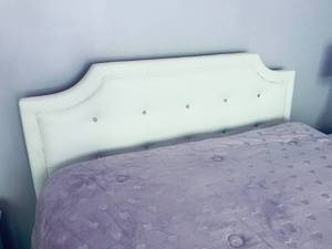 lot 39 image: Upholstered Bed Frame - Queen Bed