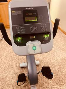 lot 113 image: RBK 615 Precor Commercial Grade Recumbent Exercise Bike