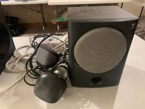 lot 264 image: Computer Stereo Sound Equipment