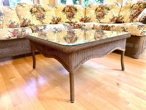 lot 1 image: Lloyd Flanders Wicker Sectional Sofa with Upholstered Cushions