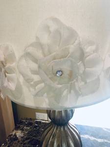 lot 46 image: Beautiful Lamp with Flower Appliques