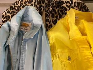 lot 274 image: Womens Outerwear
