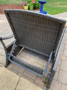 lot 150 image: Outdoor Lounge Chair