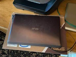 lot 159 image: HP Notebook PC ASUS Touchscreen