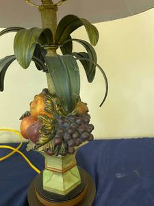lot 322 image: Tropical Lamp