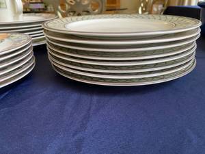 lot 311 image: Mikasa Dinnerware