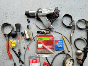lot 67 image: Auto Maintenance Supplies