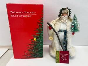 lot 6 image: Clothtique Santa