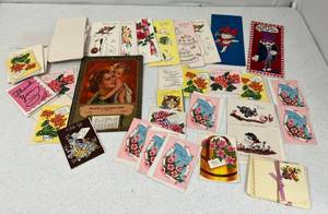 lot 113 image: Group Of Vintage Greeting Cards