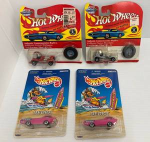 lot 122 image: Group Including 1993 Hotwheels Redline Replicas & 1997 HotWheels Deora Van De Kamps